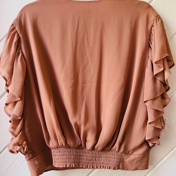 NWT! Express Deep Blush Pink Ruffle Sleeve Blouse - Picture 2 of 3